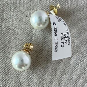 Classic Gold Pearl Earrings